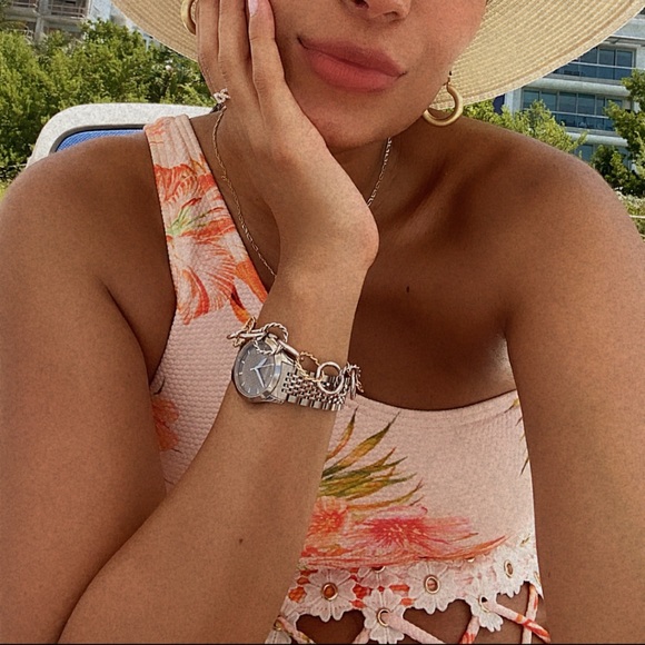 Authentic Gucci Watch - Picture 2 of 2